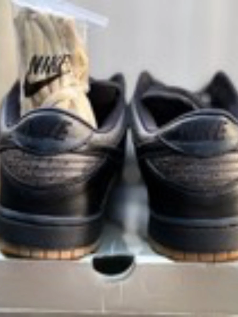 Nike SB Dunk Low Pro 'Ostrich'Vintage 2003 Silver Box- Size: 11